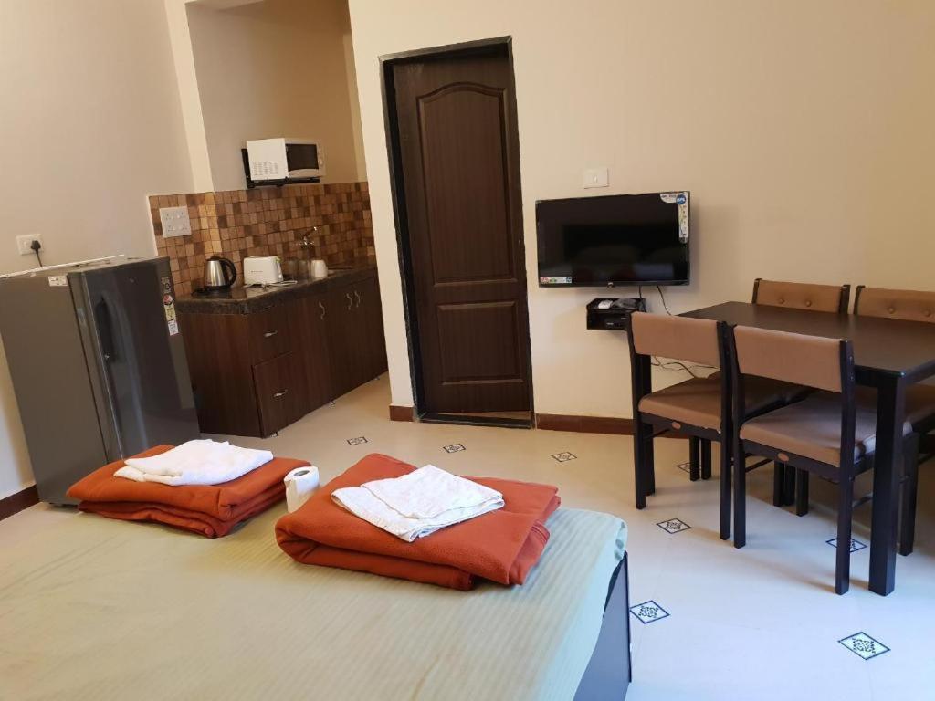 Coastal Suites Apart Hotel ---- 8 Minutes Walk To Beach ベナウリム エクステリア 写真