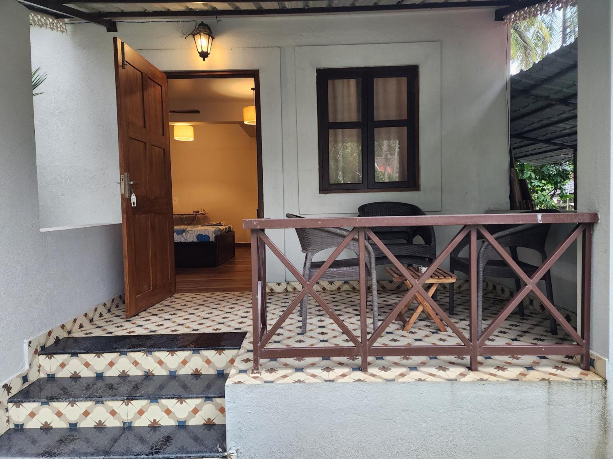 Coastal Suites Apart Hotel ---- 8 Minutes Walk To Beach ベナウリム エクステリア 写真